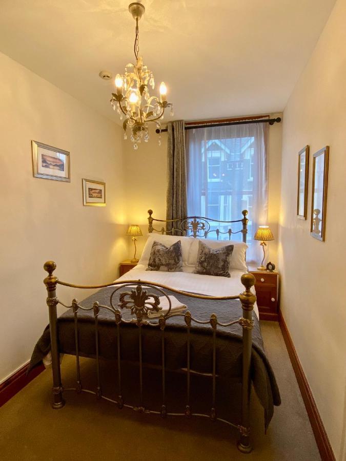 Elm Tree Bed and breakfast 4*